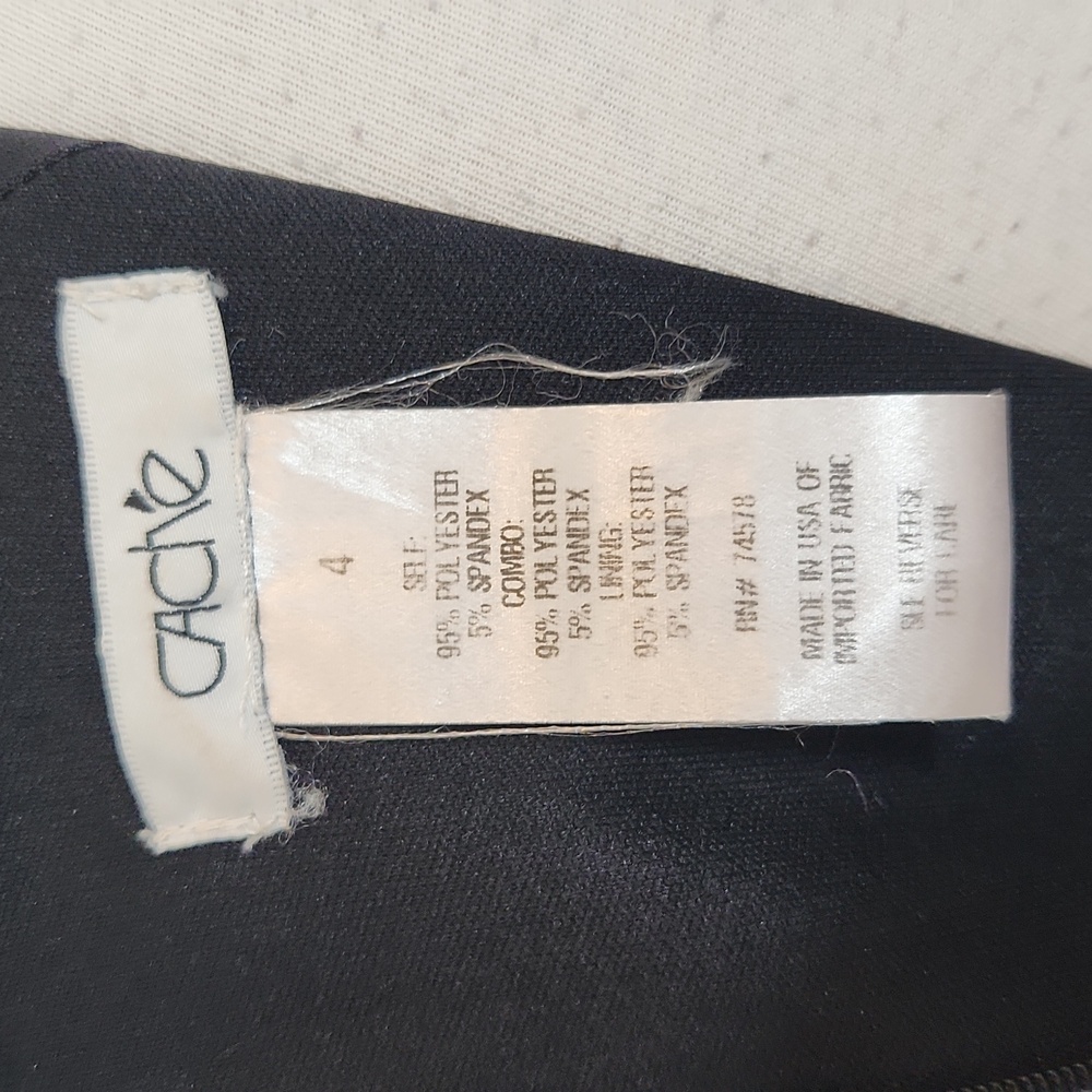 Cache Keyhole Cap Sleeve Dress - image 5